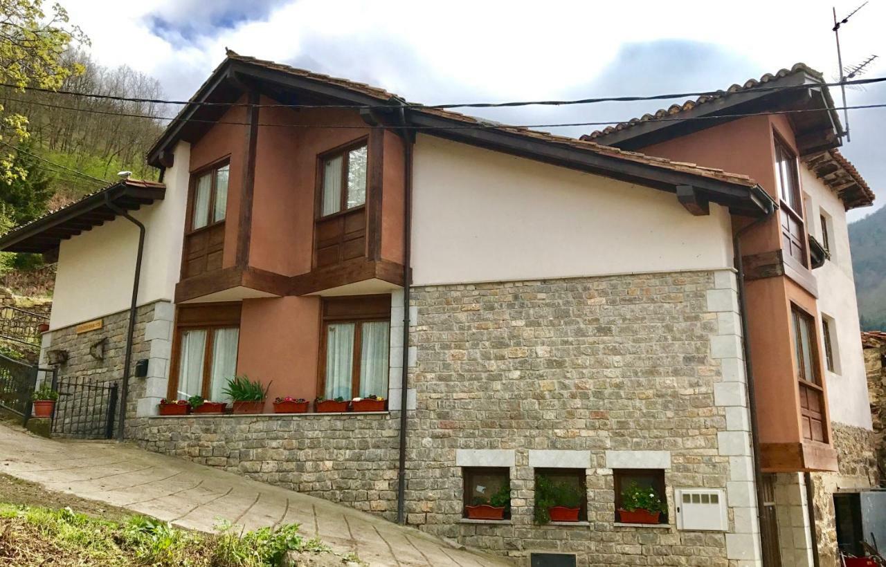 Apartamentos Rurales Los Nogales Косгая Екстериор снимка